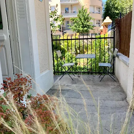 La Villegiature Et La Maisonnette Βίλα Βισύ